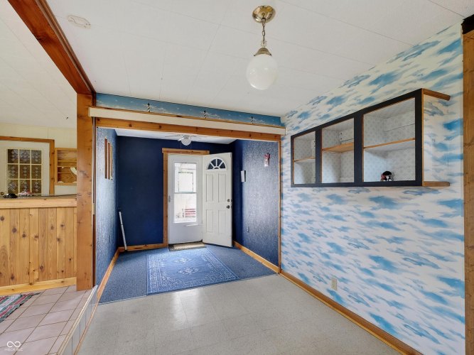 Listing Image 18