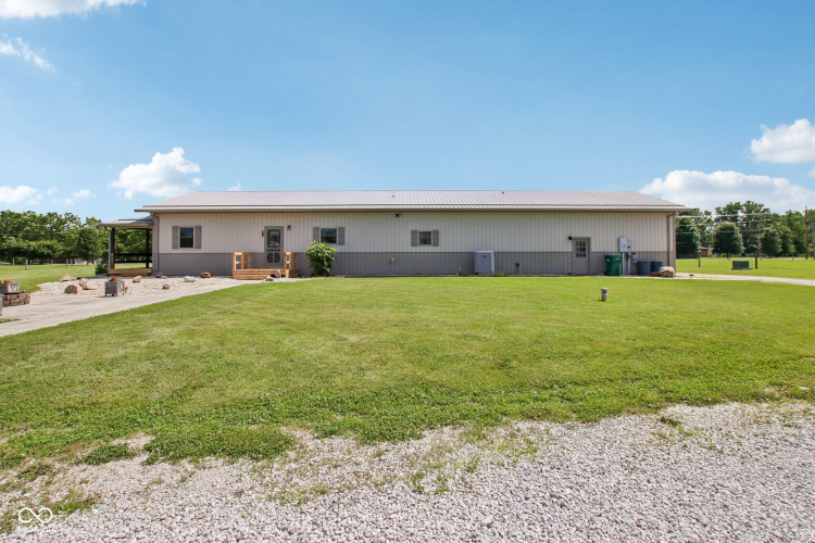 Listing Image 48