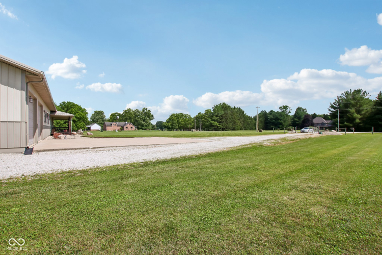 Listing Image 52