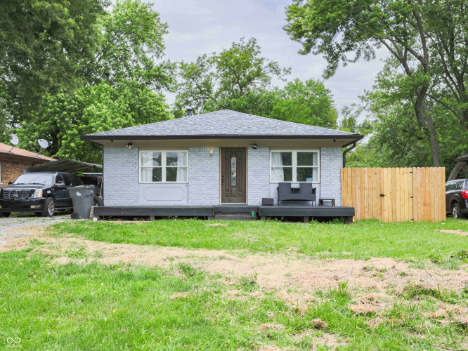 Listing Image 5