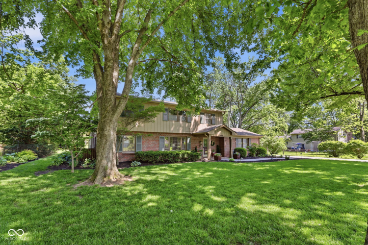 Listing Image 5