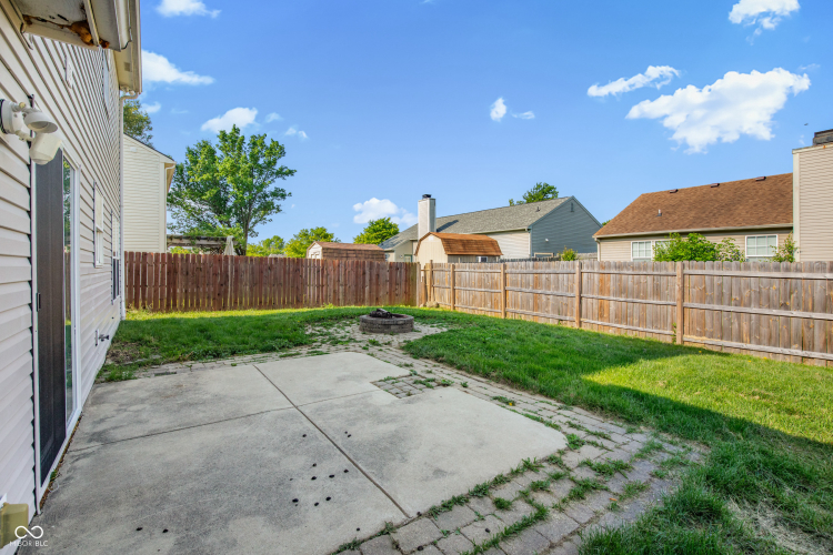 Listing Image 44