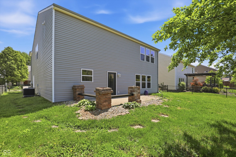 Listing Image 20