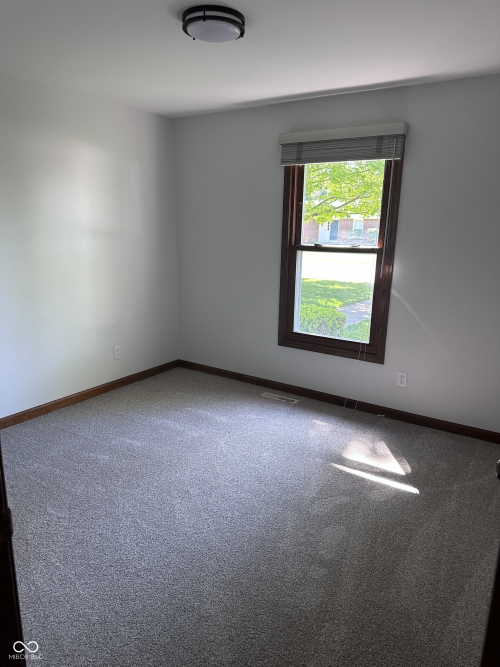 Listing Image 51