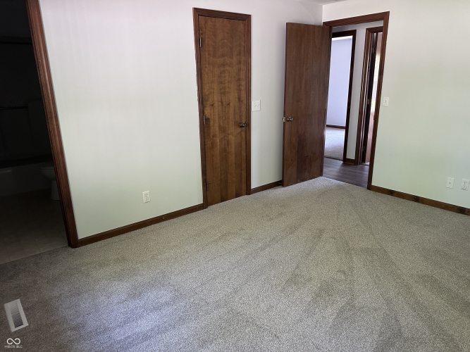 Listing Image 59