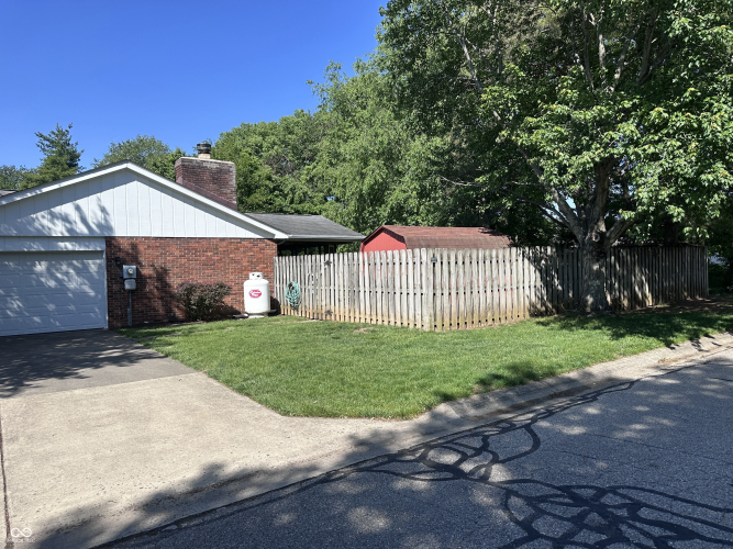 Listing Image 10