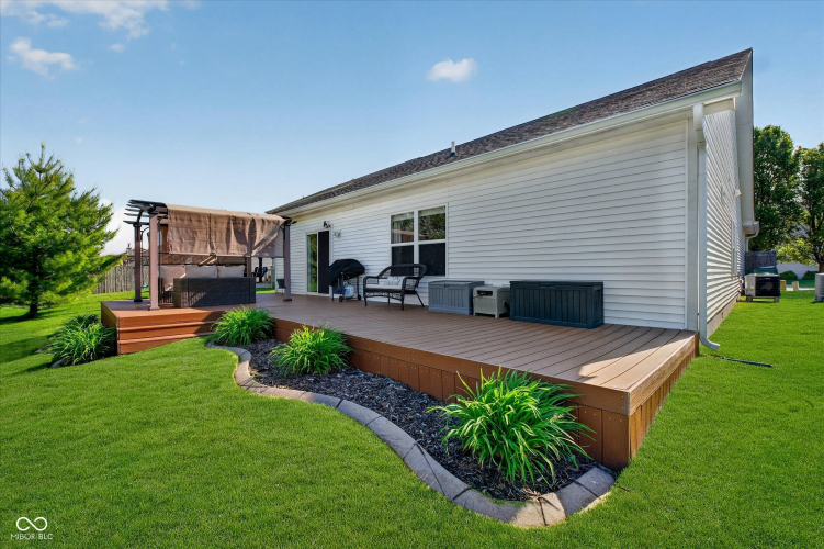 Listing Image 16