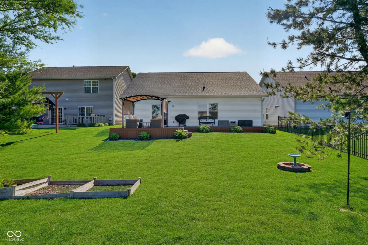 Listing Image 28
