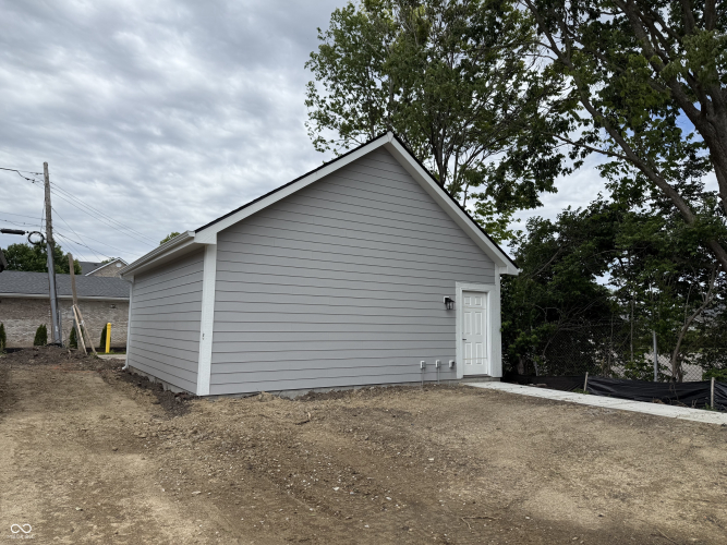 Listing Image 22