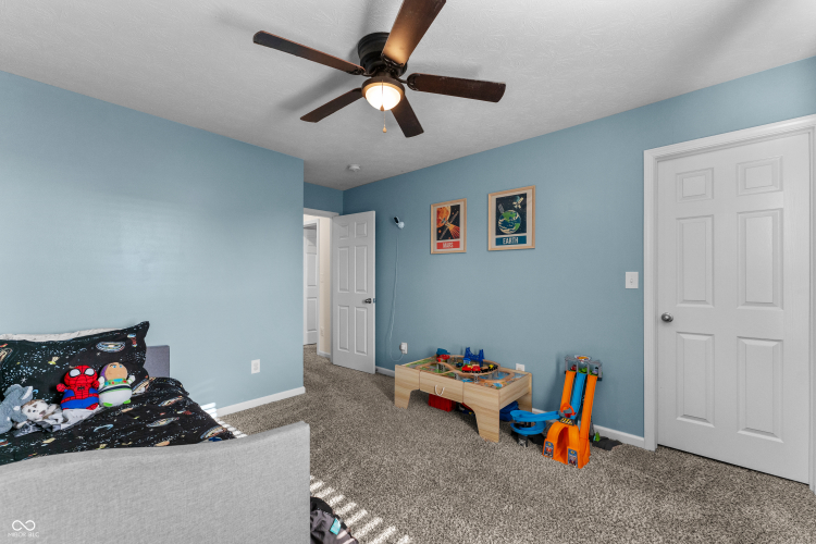 Listing Image 44