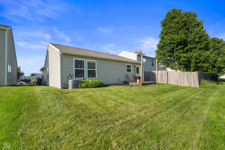 Listing Image 18