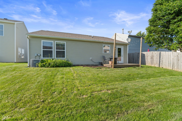 Listing Image 19