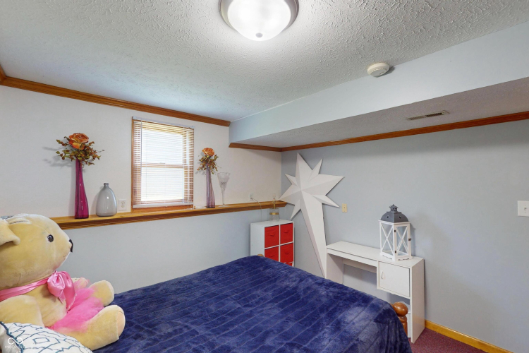 Listing Image 28