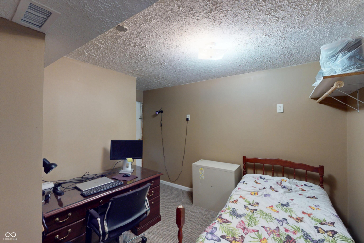 Listing Image 30