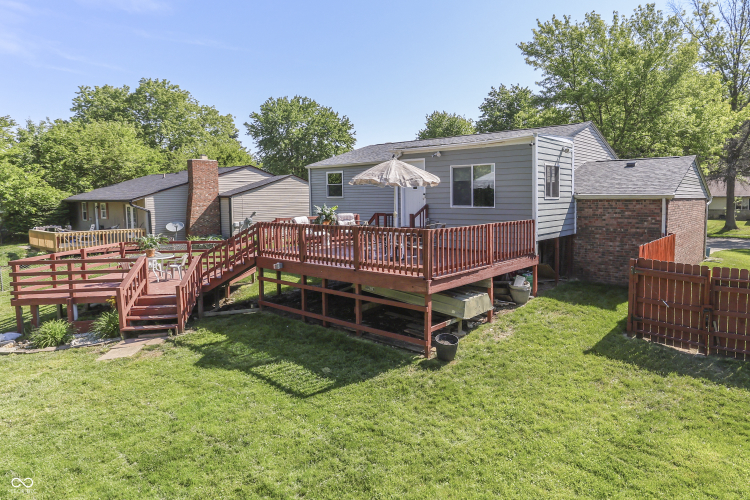 Listing Image 4