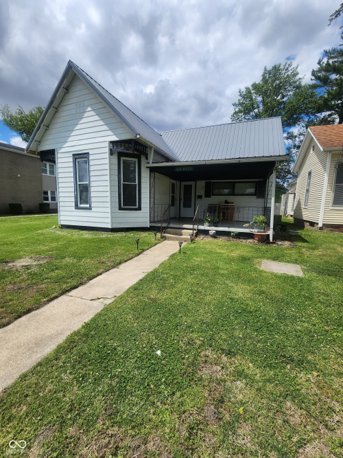 Listing Image 3