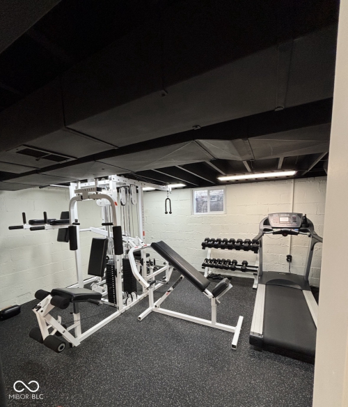 Listing Image 12