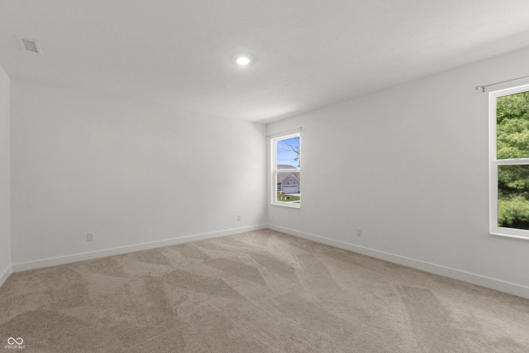 Listing Image 26