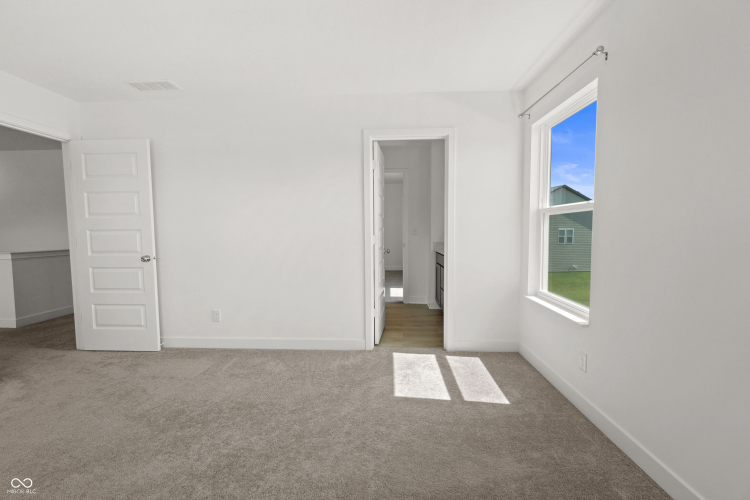 Listing Image 37