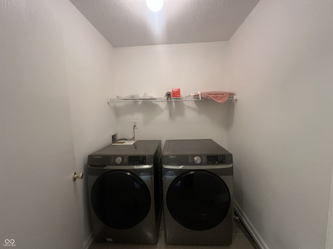 Listing Image 45