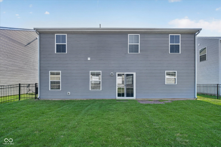 Listing Image 37
