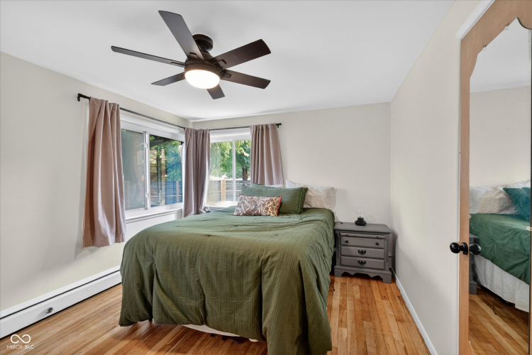 Listing Image 21
