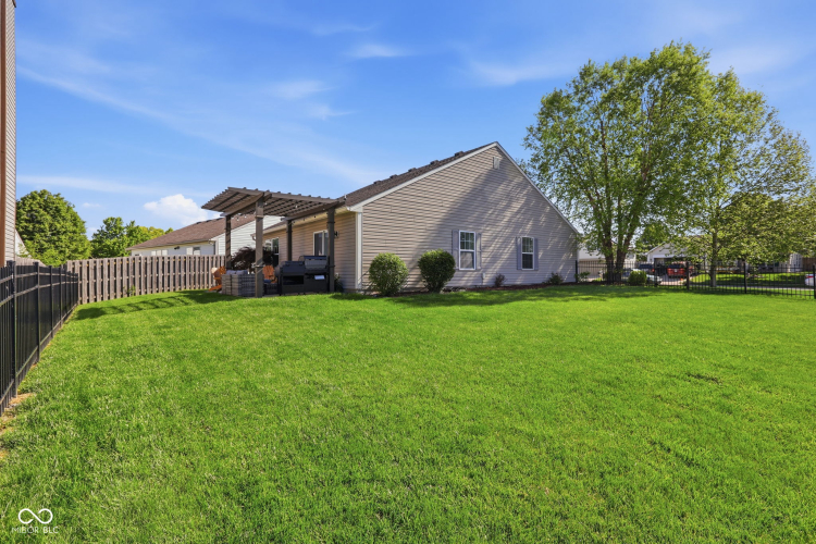 Listing Image 39