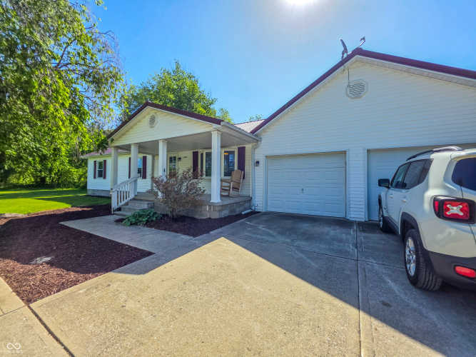 Listing Image 24