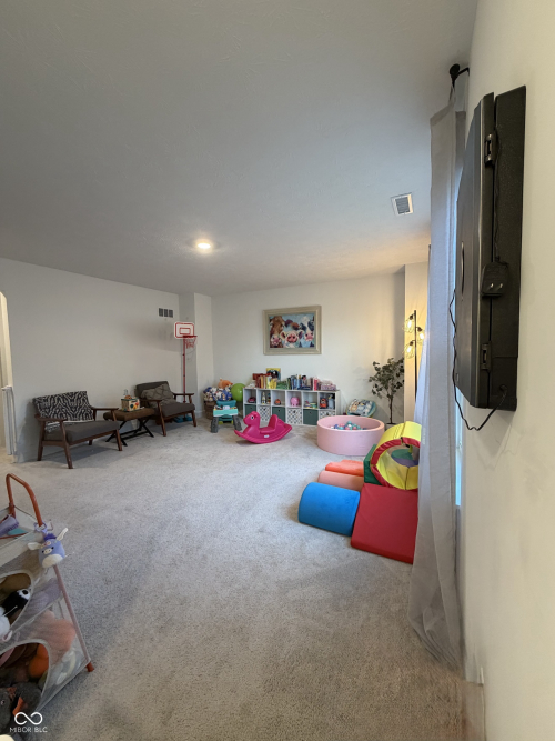 Listing Image 24