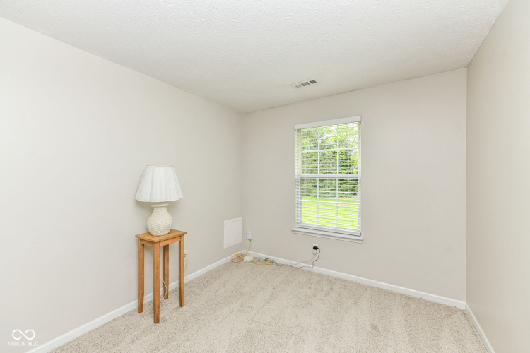 Listing Image 24