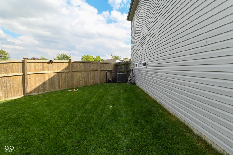 Listing Image 45