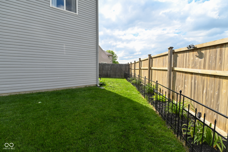Listing Image 46