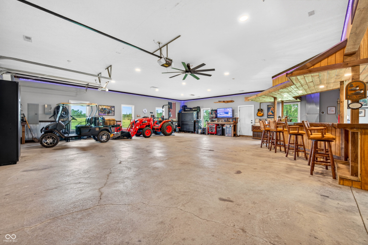 Listing Image 102