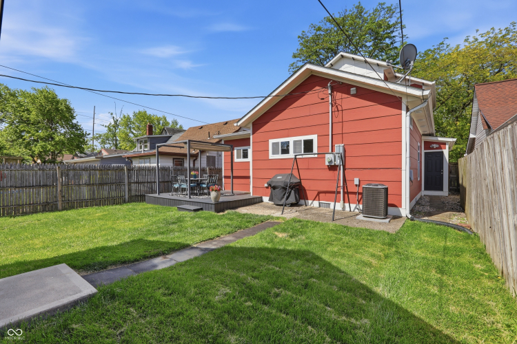 Listing Image 50