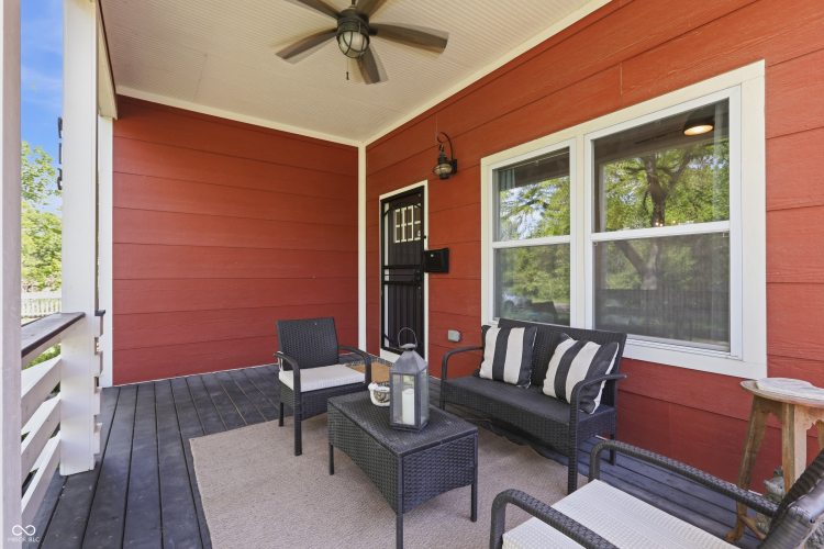 Listing Image 9