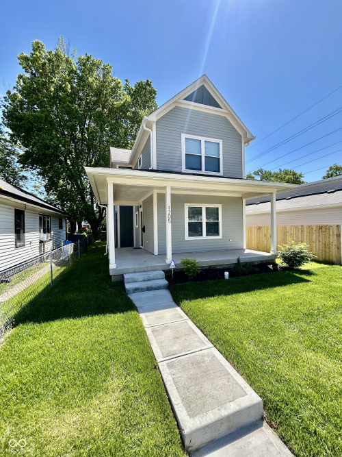 Listing Image 3