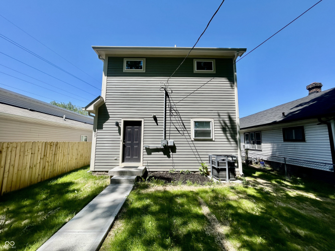 Listing Image 38