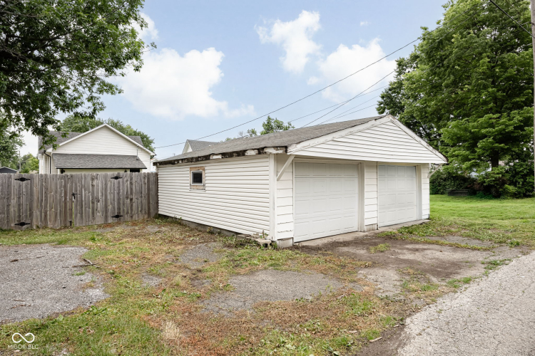 Listing Image 41