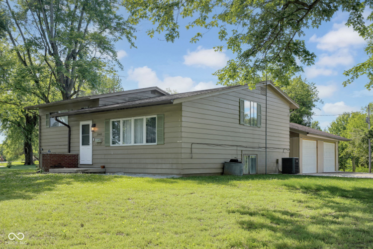 Listing Image 23