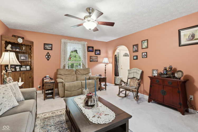 Listing Image 20