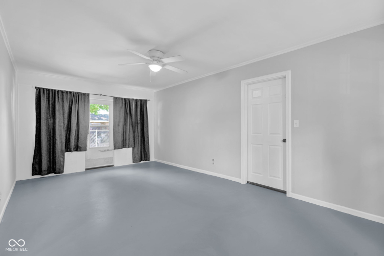 Listing Image 17