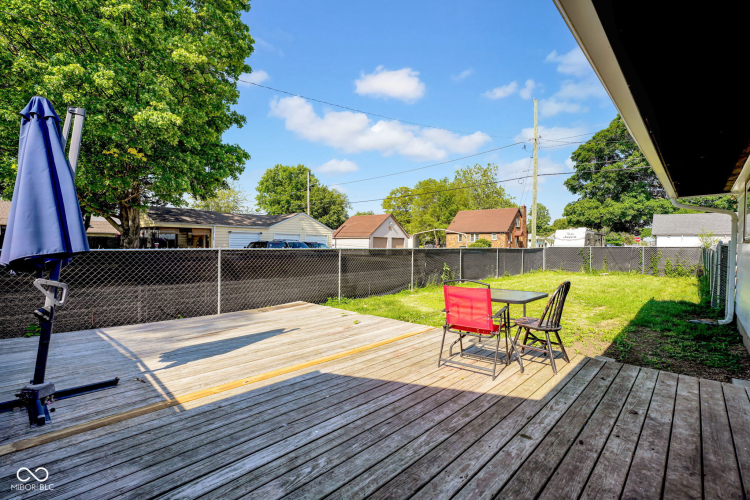 Listing Image 19