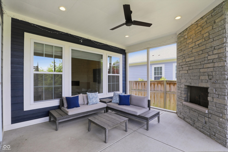 Listing Image 16