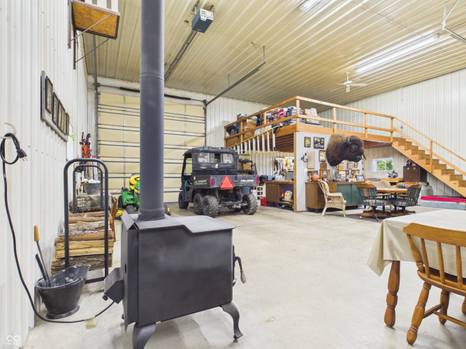 Listing Image 17