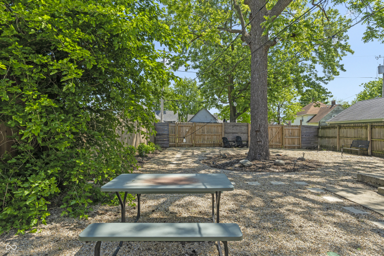 Listing Image 29