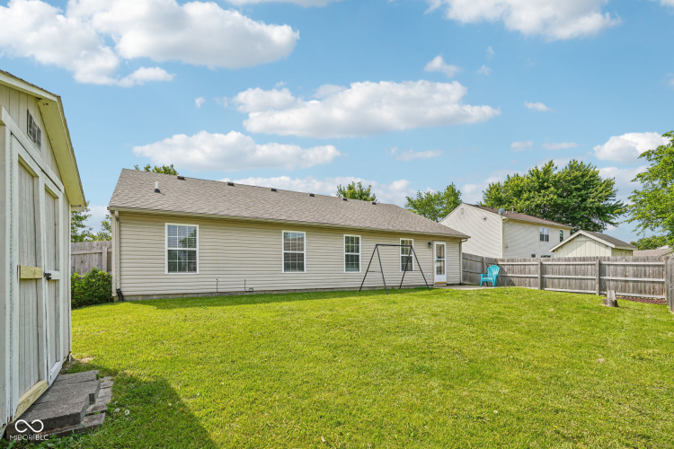 Listing Image 38