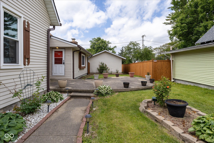 Listing Image 21