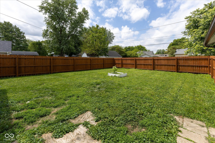 Listing Image 23