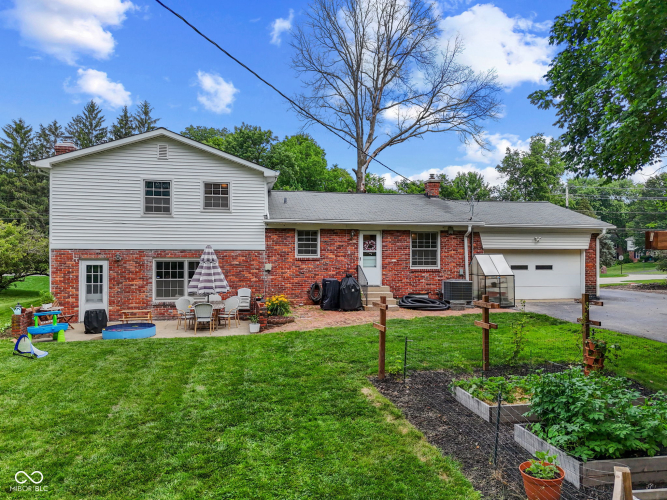 Listing Image 19