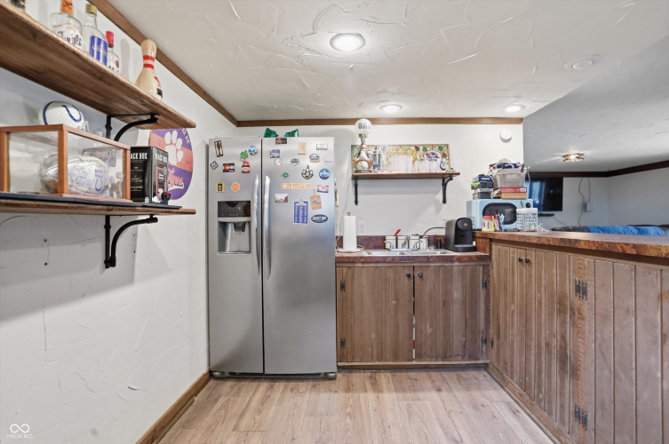 Listing Image 61